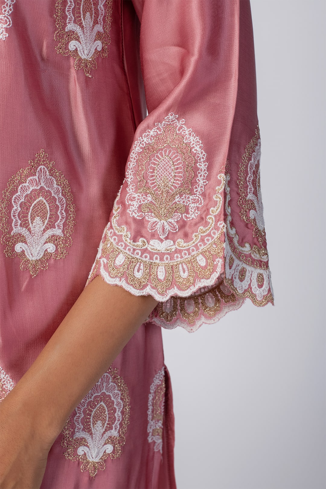 Mulmul Cupro silk Sydney Mauve Kurta With Sydney Mauve Pant