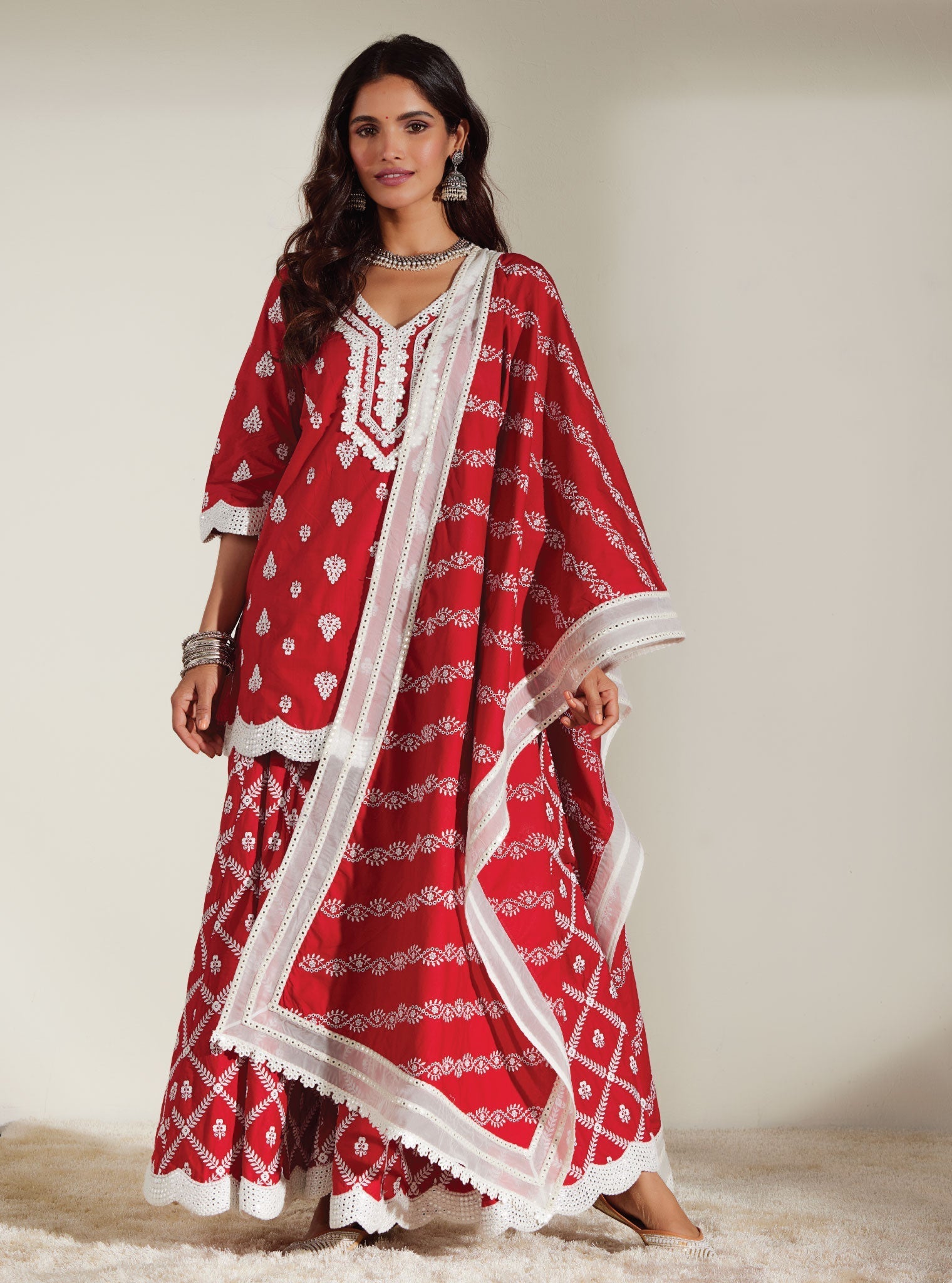 Mulmul Cotton Zoriana Red Kurta With Zoriana Red Sharara