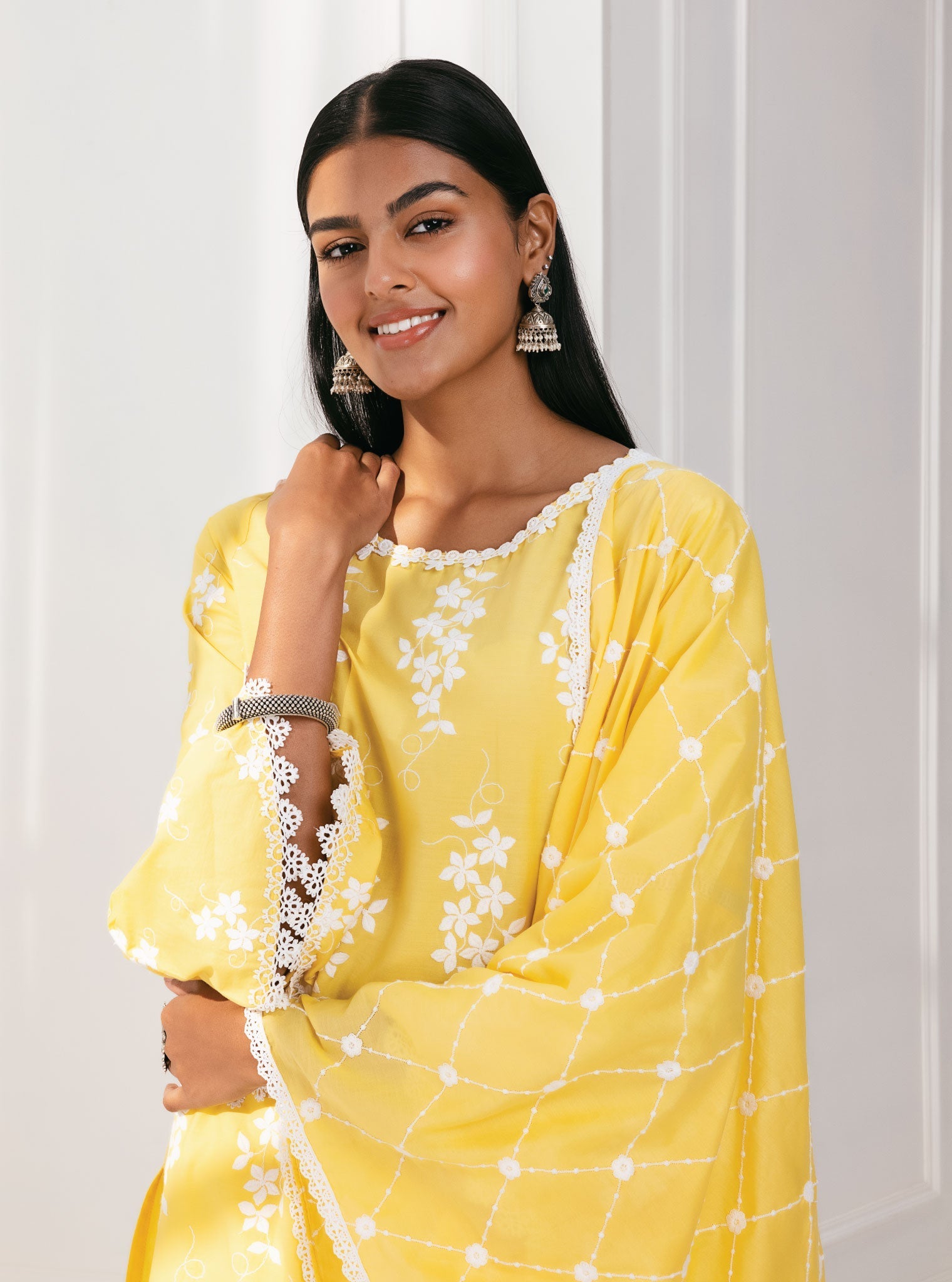 Mulmul Cotton Zuluk Yellow Kurta With Irena White Pant