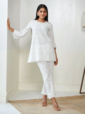 Mulmul Cotton Tess White Top With Tess White Pant